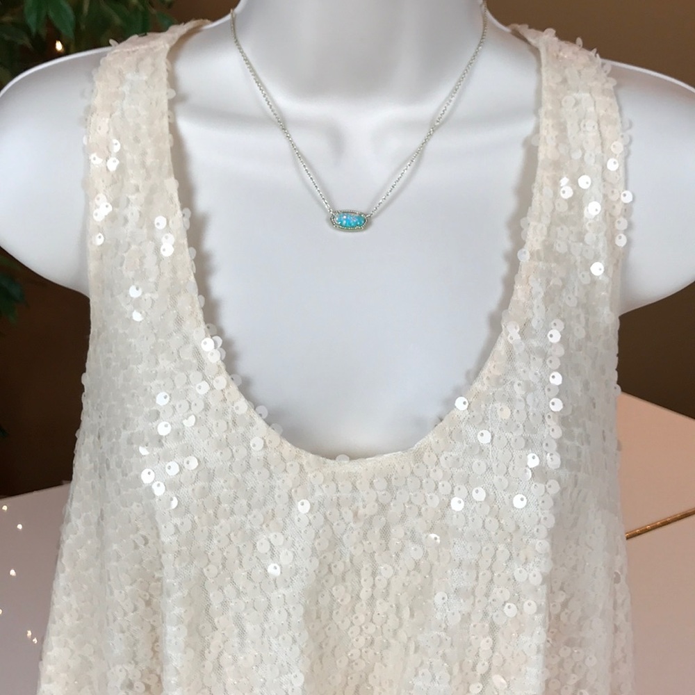 WISH CREAM COLORED SEQUIN TANK STYLE LOOSE TOP SM - Picture 4 of 8
